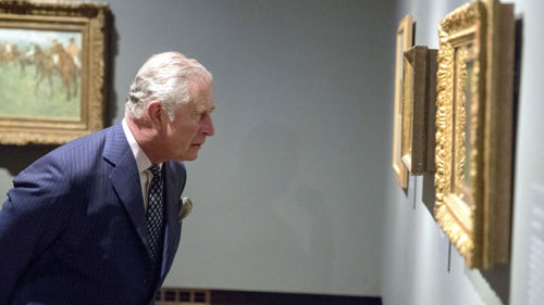 The Prince of Wales views the exhibition Drawn in Colour Degas from the Burrell